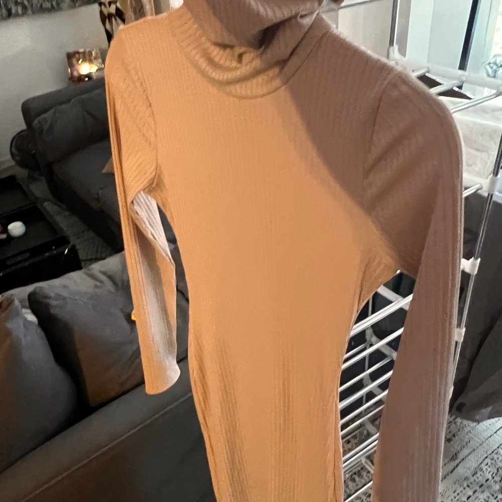 Missguided roll neck Tan Long Sleeve Turtleneck Dress - Picture 5 of 8